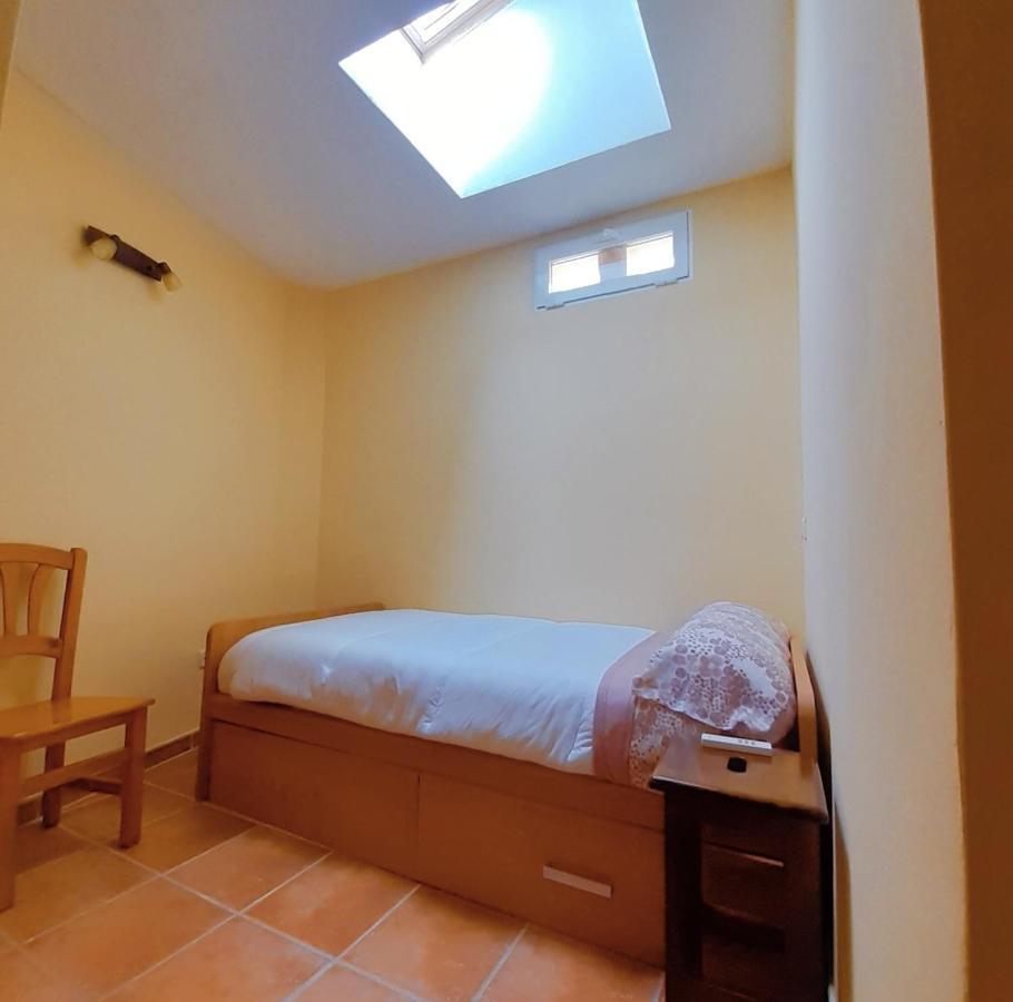 El Rincon Del Sanabres, Penalara Apartment Rascafría Екстериор снимка